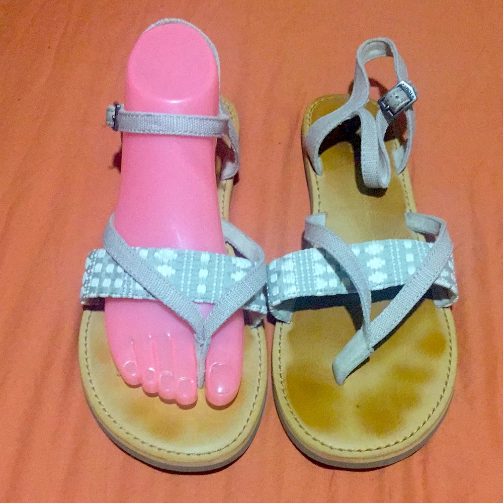 Toms Khaki Twill Sandals Thong W9 Very Good Shape